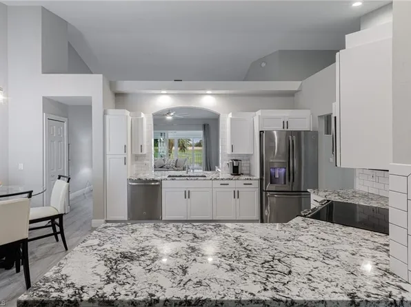 5924 Sand Wedge LN #2007, NAPLES, FL 34110