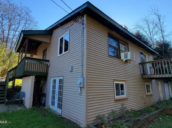 518 Brook Rd, Honesdale, PA 18431