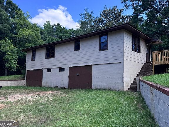 5th image of 427 Dripping Rock Rd