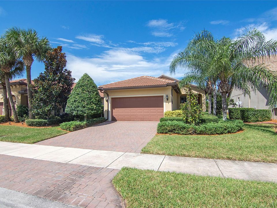 1st image of 193 SE Courances Drive