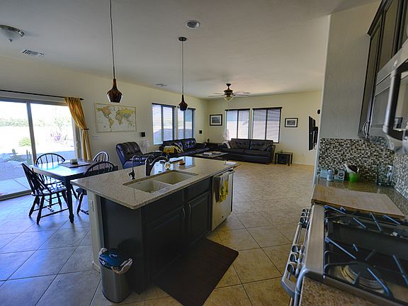 5th image of 1125 E Madera Grove Ln