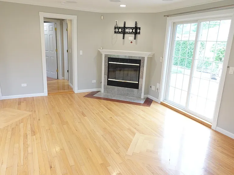 9544 Nerbonne Ave — Photo 3