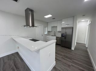 14701 Polk St, Miami, FL 33176