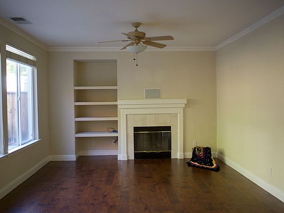 4th image of 2830 Rockridge Dr