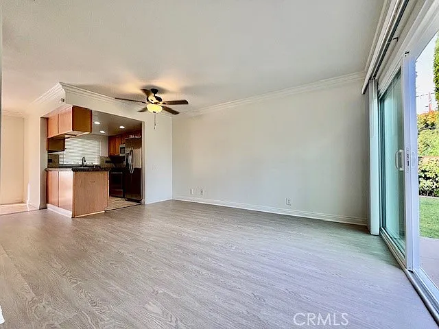2558 Orange Ave #6 — Photo 24