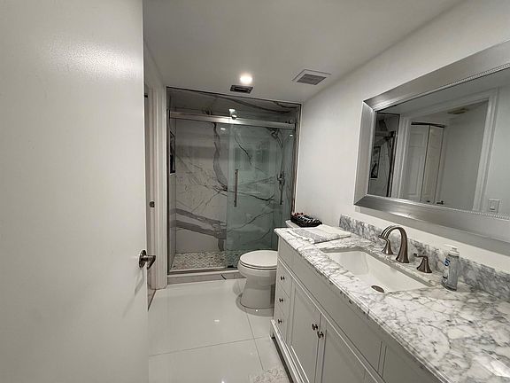 5th image of 14476 Amberly Ln APT 408