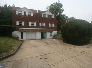 1116 Strahle St, Philadelphia, PA 19111