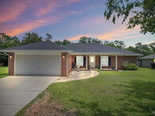 1260 Plata Canada Dr, Cantonment, FL 32533