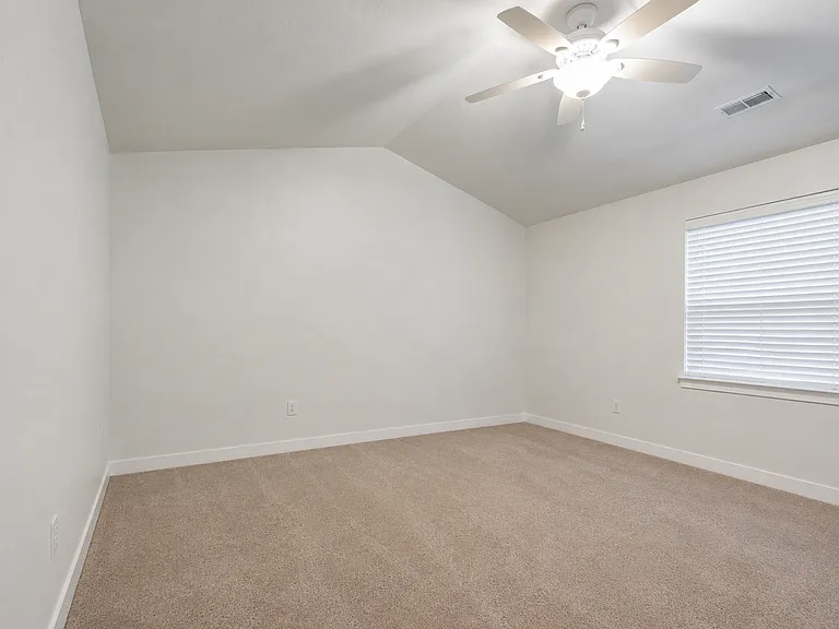221 W Whitewater Dr — Photo 7