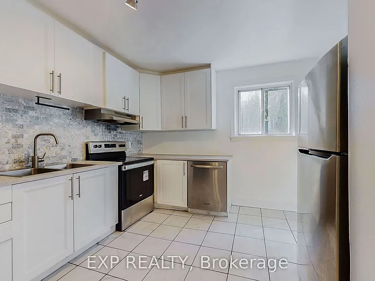 47 Boyce Ave S — Photo 15