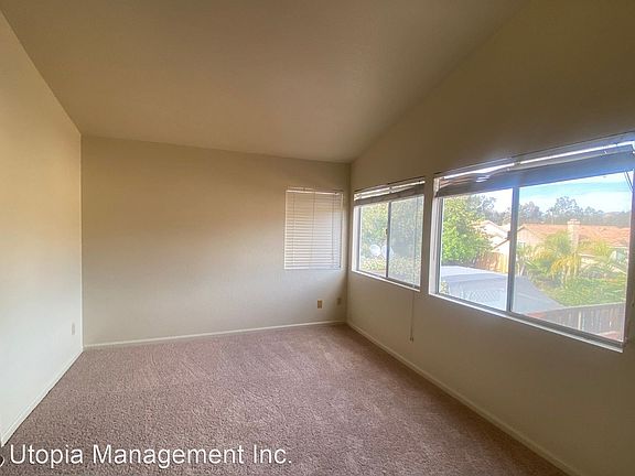 5th image of 24692 Vista Verde Dr