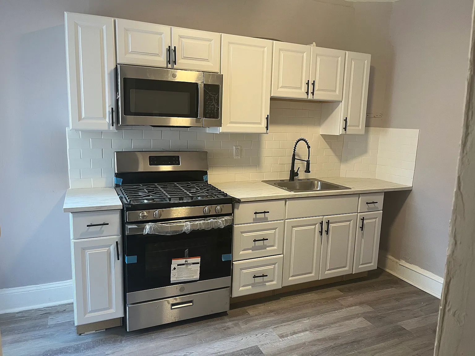 3 bed, 1500 sqft, $1,400 — Photo 1
