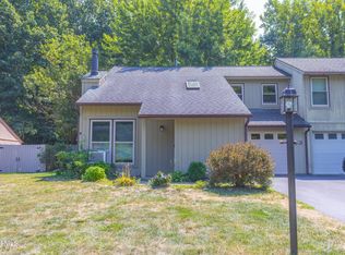 33 Thimbleberry Rd, Malta, NY 12020