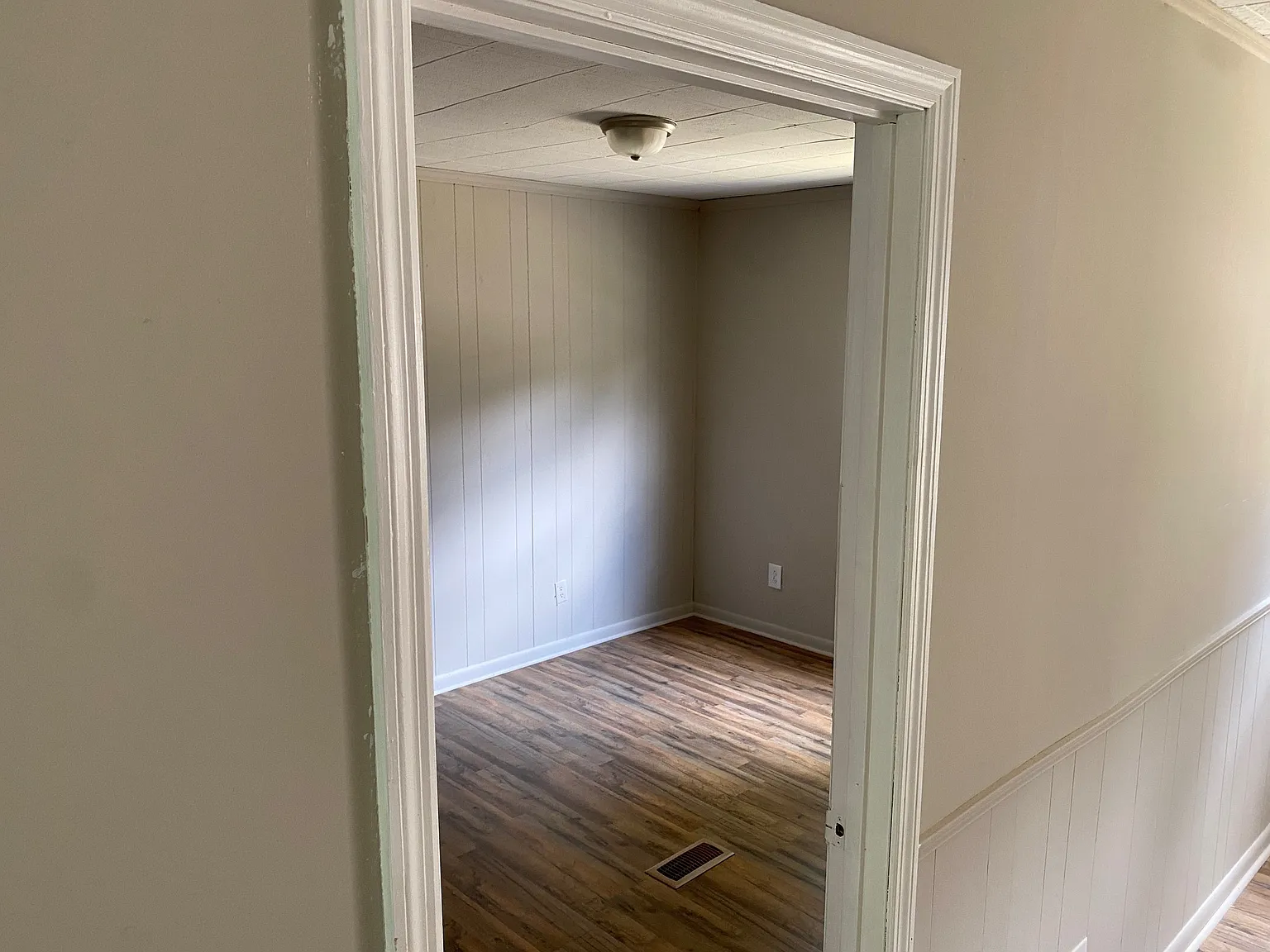 2 bed, 800 sqft, $900 — Photo 3