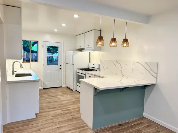 1217 San Andres St #Sa4, Santa Barbara, CA 93101