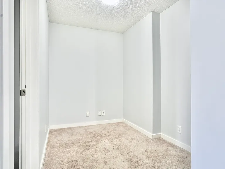 5816 Mullen Pl NW #320 — Photo 8