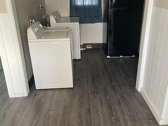 2nd image of 4340 S Park Ave #1