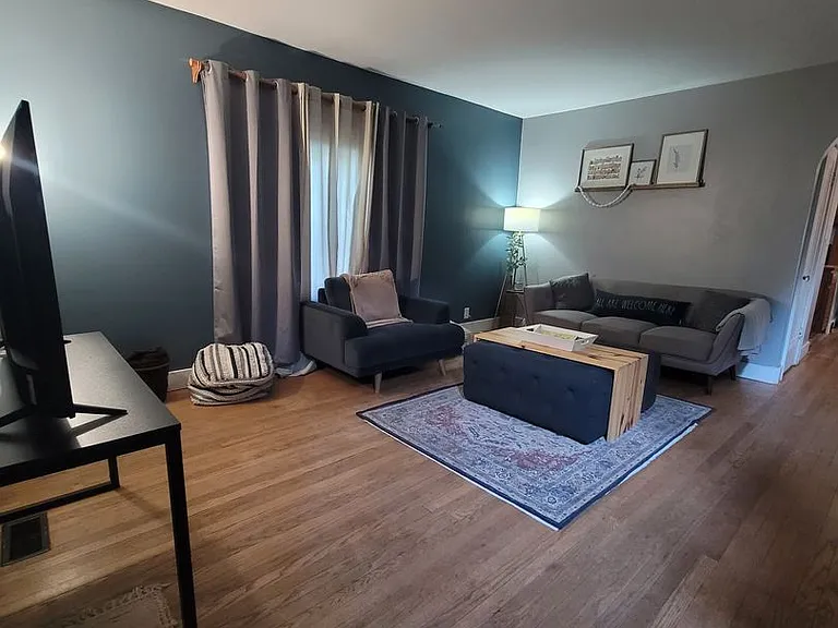 3428 Lafayette Ave — Photo 3
