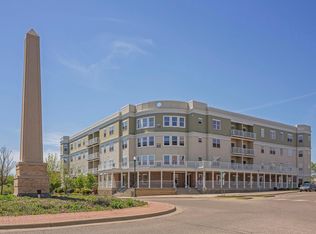 114200 Hundertmark Rd UNIT 201, Chaska, MN 55318