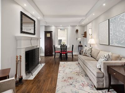10 Mitchell Pl APT 10C, Manhattan, NY, 10017