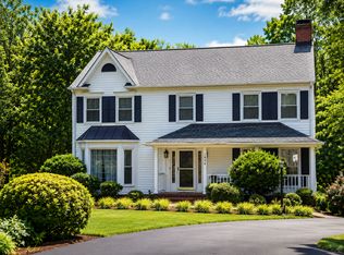 1808 Amberfield Dr, Charlottesville, VA 22911
