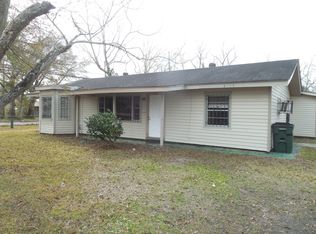 4207 2nd St, Moss Point, MS 39563