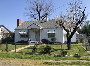 90 Gurnsey Ave, Red Bluff, CA 96080
