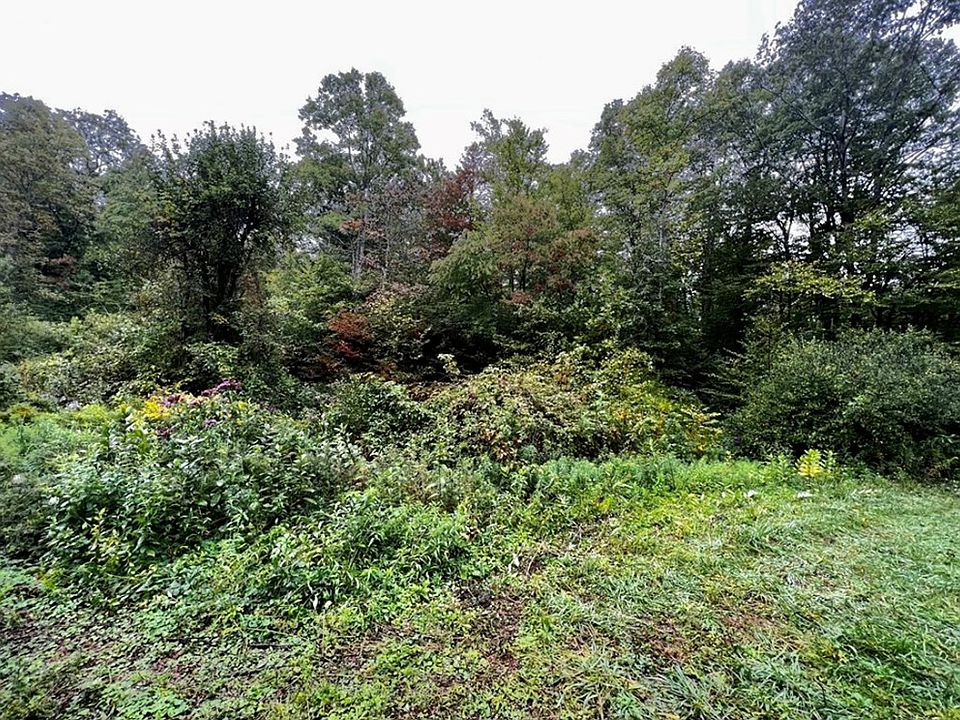 2nd image of 851 Farmshire Dr