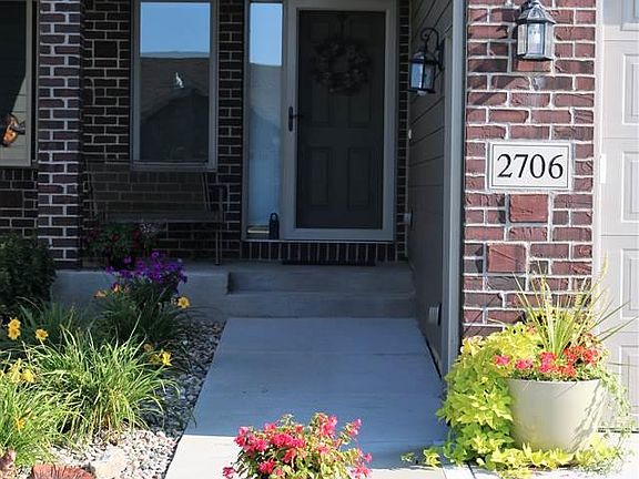 2nd image of 2706 E Whisper Trl