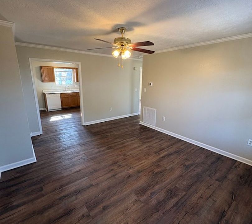 1st image of 4051 Wynn St #3