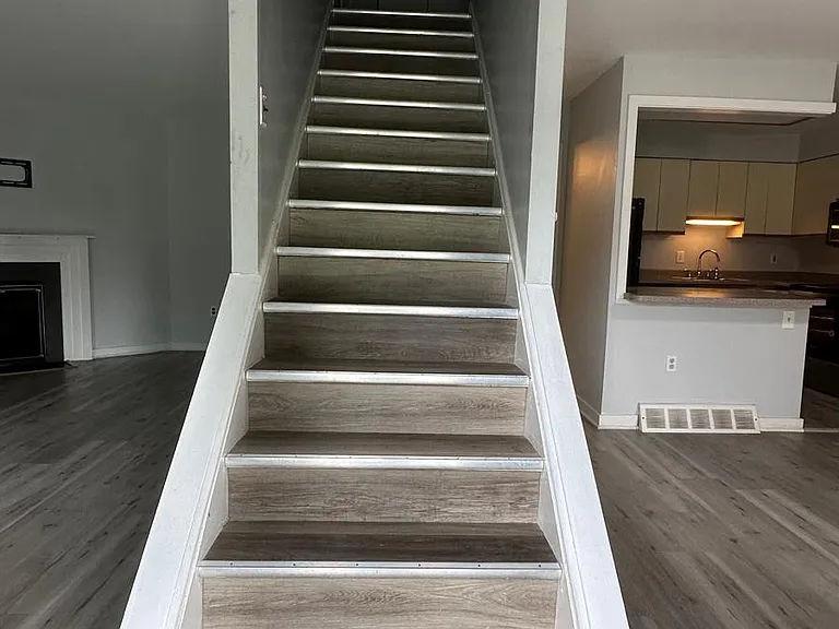 806 Whitpain Hls — Photo 15