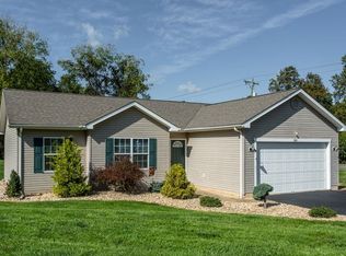 280 Windsong Hills Dr, Elkton, VA 22827