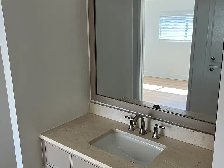 Villa Woods Apartments — Photo 42