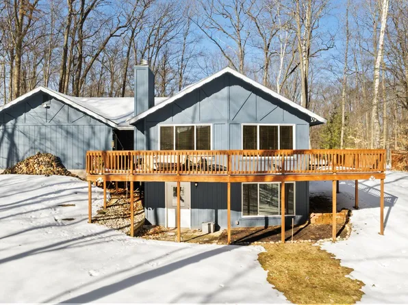 5673 Potawatomi Ct, Gaylord, MI 49735