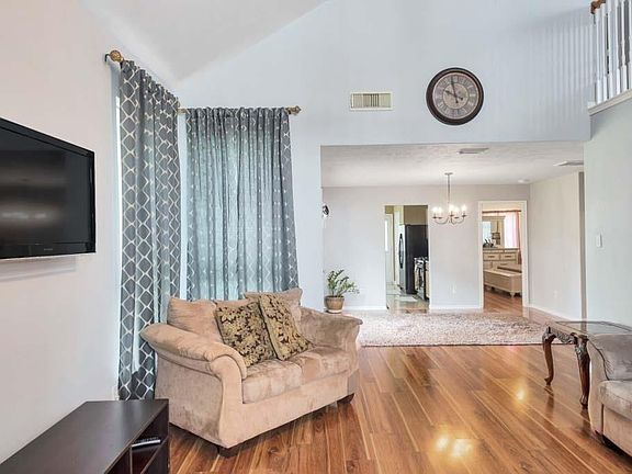 5th image of 5611 Bear Paw Cir