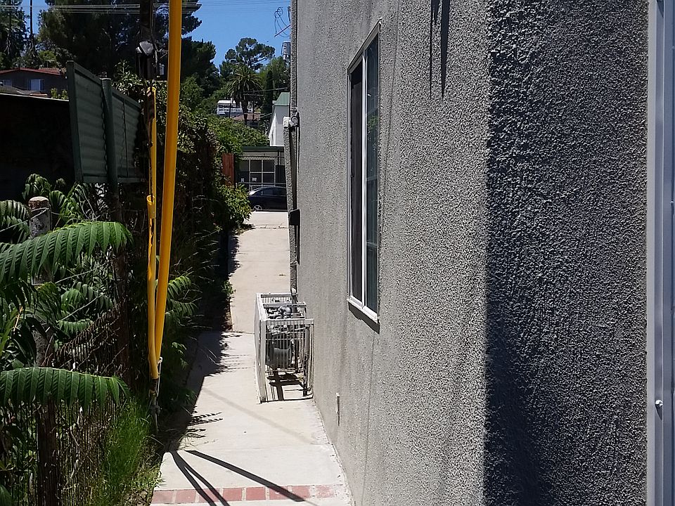 2nd image of 4012 Verdugo Rd