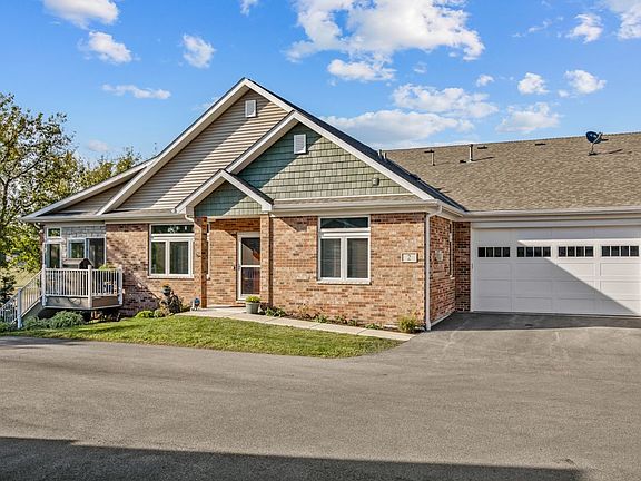 2nd image of 2 Briden Ln #2