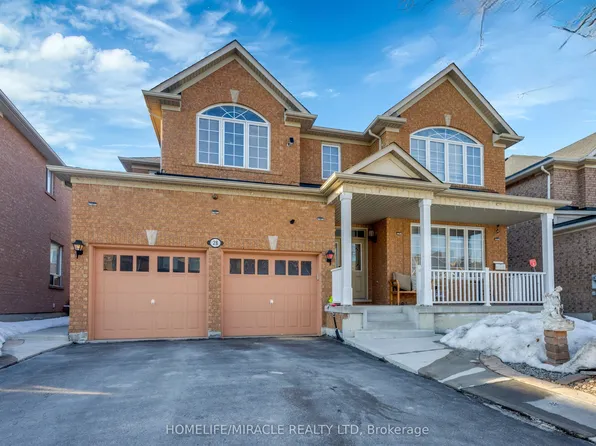 28 Latania Blvd, Brampton, ON L6P 1S9