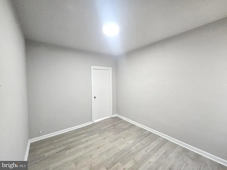 4436 N Chadwick St — Photo 12