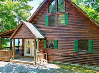 582 Fox Run Dr, Blue Ridge, GA 30513