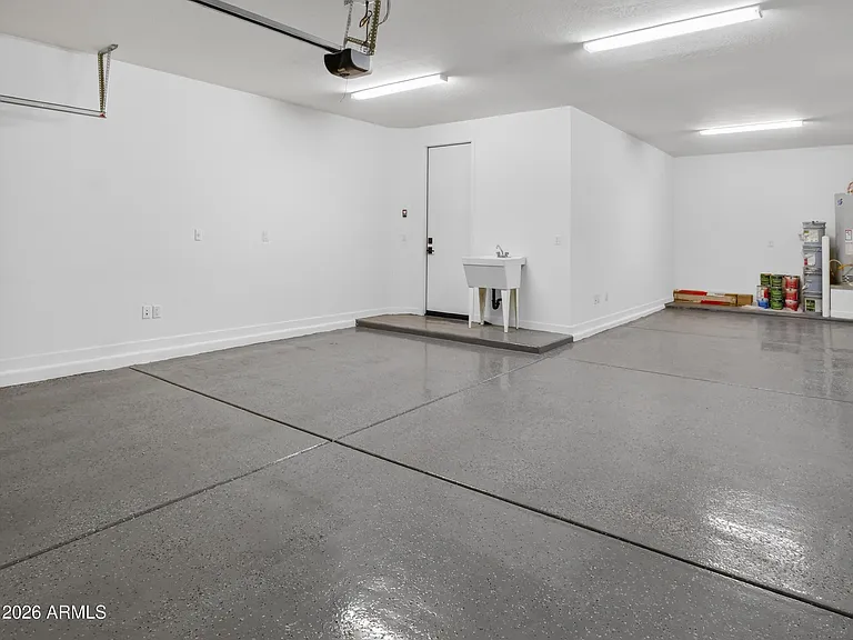 2141 E Flamingo Way — Photo 29