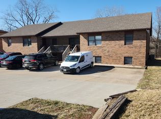 2512 Southridge Dr #D, Jefferson City, MO 65109