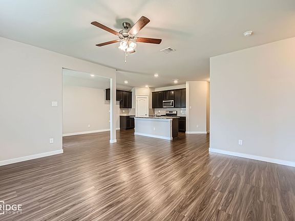 4th image of 6129 Fall Creek Ln