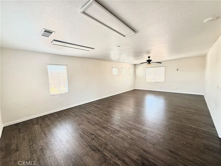 31989 Harden St — Photo 30