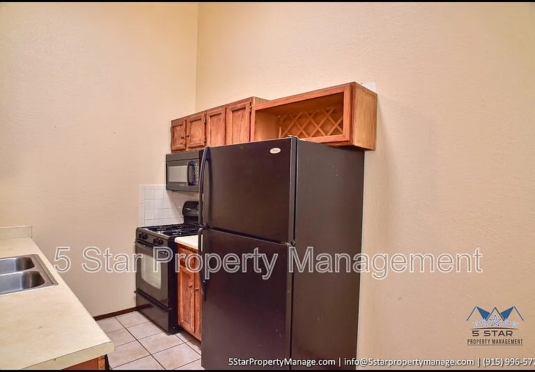 11645 Gordon Cooper Ln — Photo 17