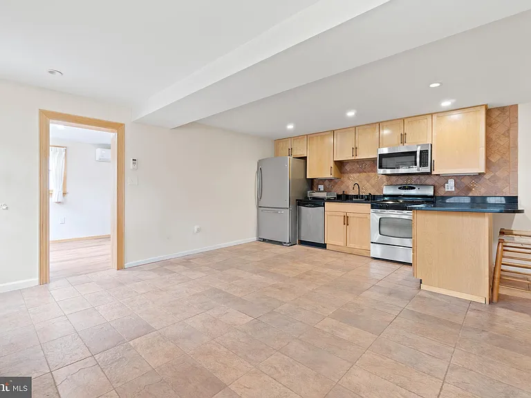 441 21st St NE #B — Photo 20