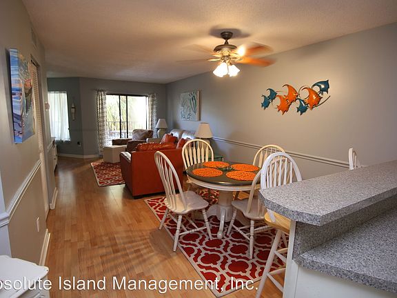 2nd image of 10 Lemoyne Ave Unit 302