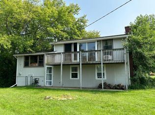 185 E Spring St, Port Austin, MI 48467