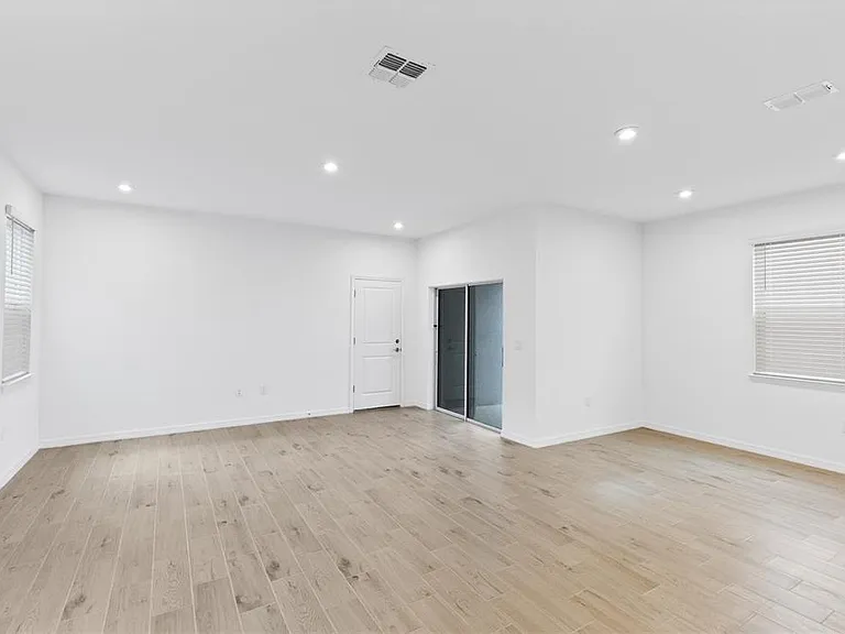 5746 Stockade Blvd — Photo 7