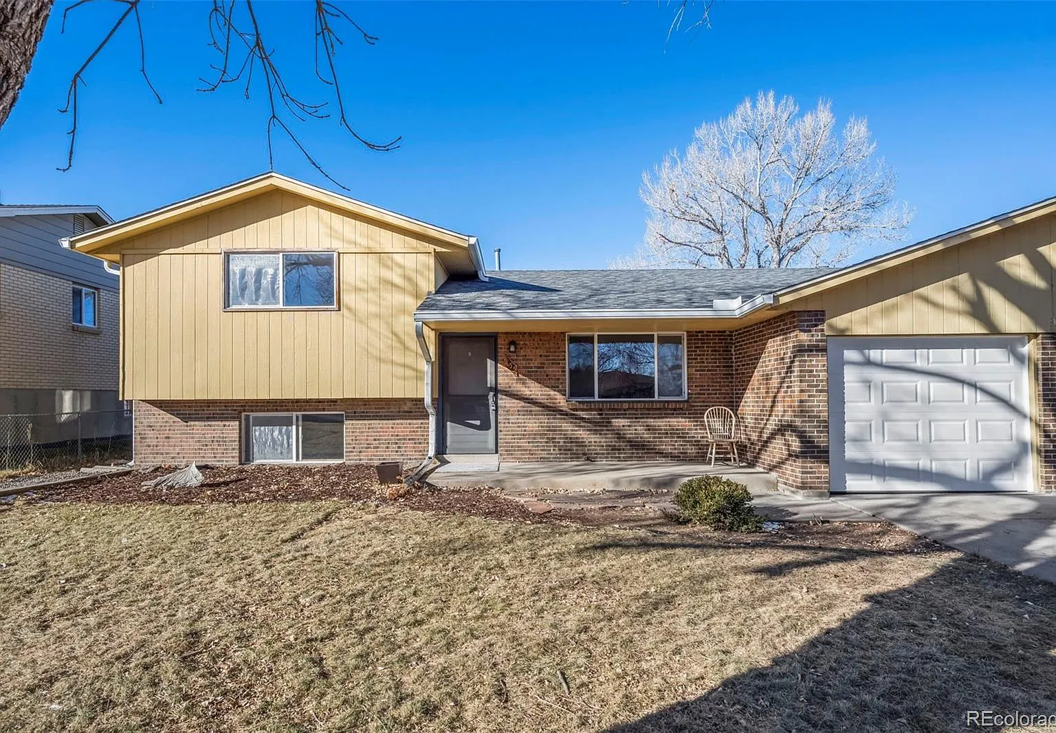 4 bed, 2.0 bath, 2858 sqft, $2,875 — Photo 3